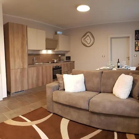Luxury Cetiri Hrasta Apartman